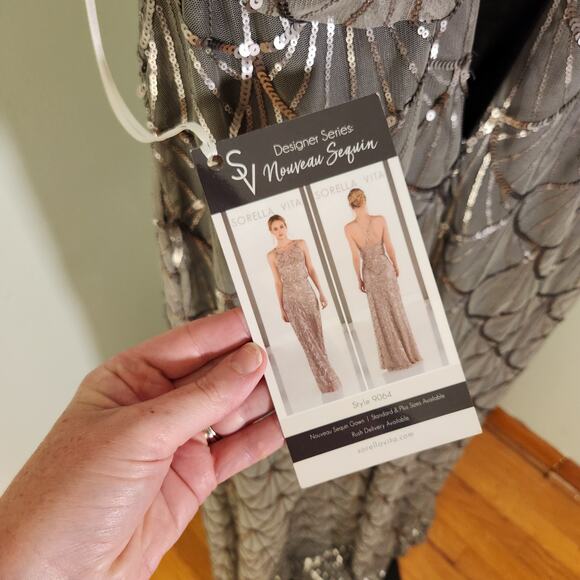 SORELLA VITA Platinum Sequin Dress, Size 16 - Picture 13 of 15